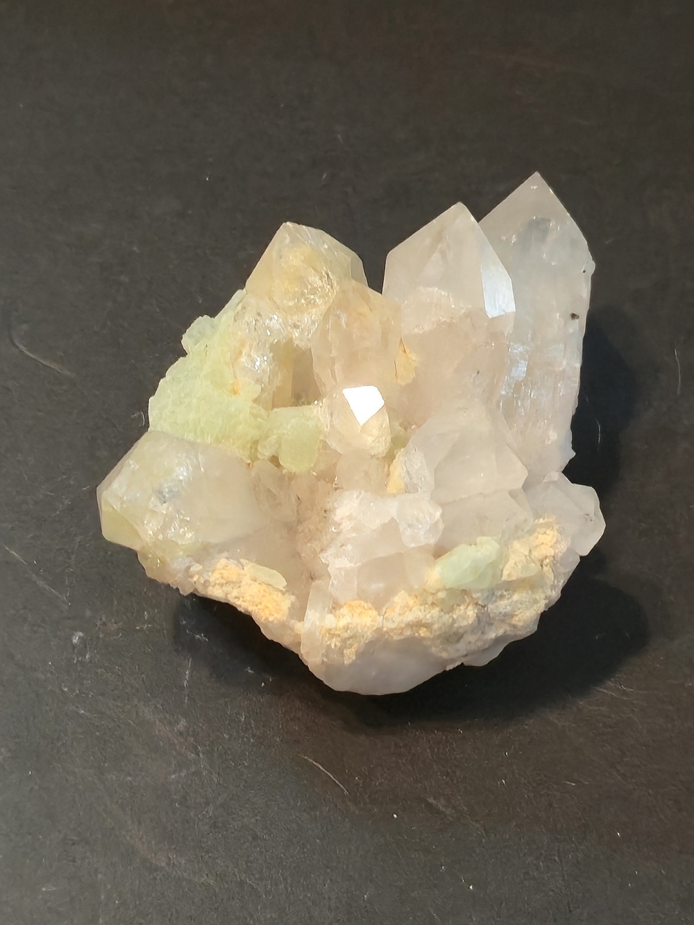 💚 Apophyllite with Prehnite Crystal Cluster • 4.20 oz / 119g